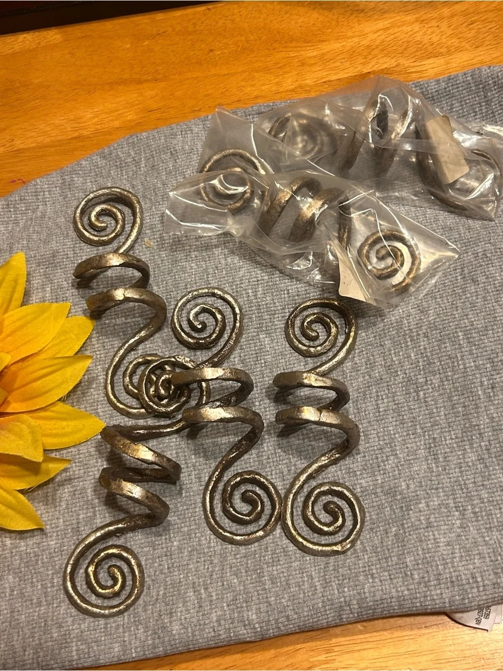 Pier one Spiral Napkin Holders silver with a golden tint set of 6